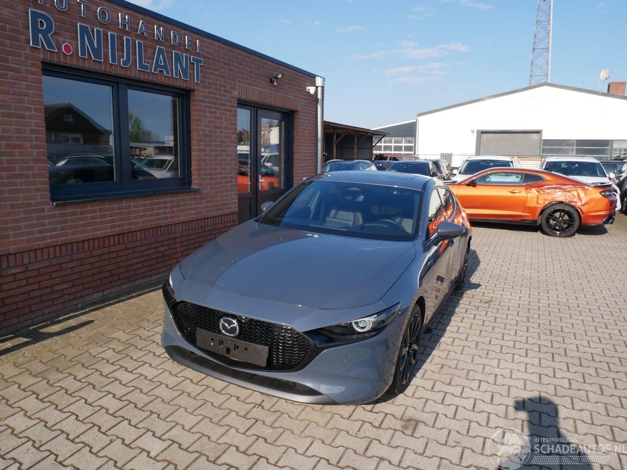 Mazda 3 SKYACTIVE TAKUMI LED LEER SCHUIFDAK BOSE