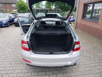 Skoda Octavia  picture 16