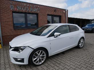 krockskadad bil auto Seat Leon FR 2014/5