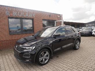 Voiture accidenté Volkswagen T-Roc 4MOTION R-LINE PANORAMADAK LED VIRTUAL COCKPIT. 2019/8