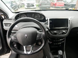 Peugeot 208 TECH EDITION AUTOMAAT. picture 12