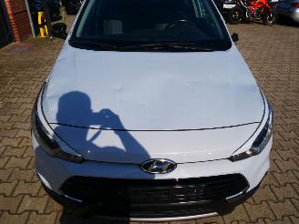 Hyundai I-20 ACTIVE picture 7
