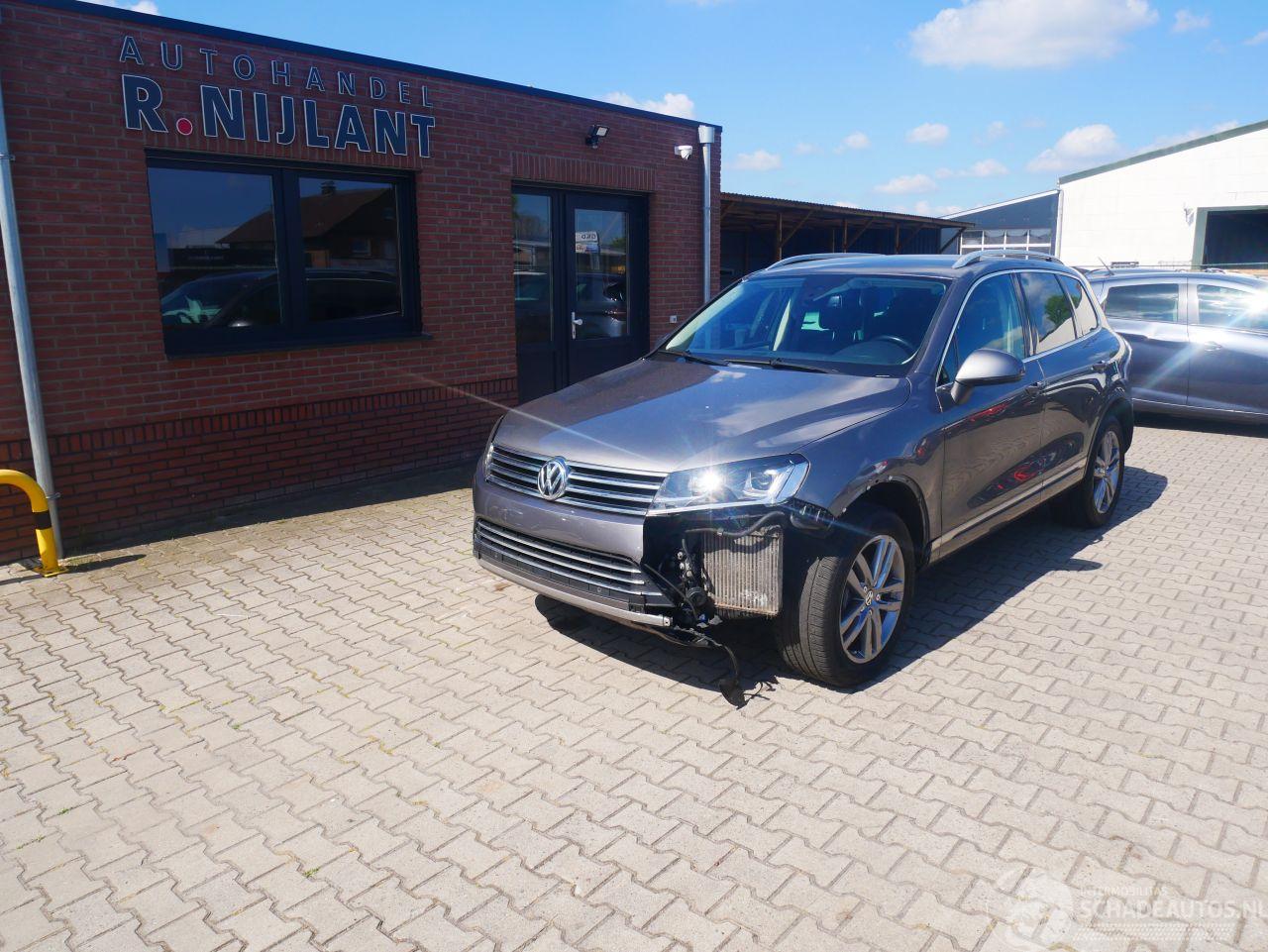 Volkswagen Touareg TERRAIN TECH 4 MOTION LEER XENON