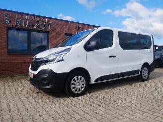 Käytettyjen passenger cars Renault Trafic L1H1 LIFE 8 PERSOONS AIRCO 2020/2