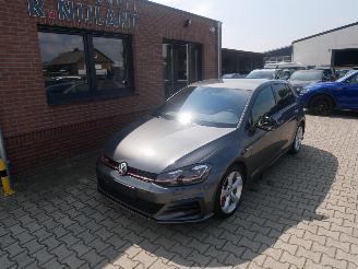 Schadeauto Volkswagen Golf GTI DSG LED PERFORMANCE 2019/10