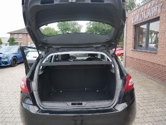 Peugeot 308  picture 15