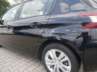 Peugeot 308  picture 5