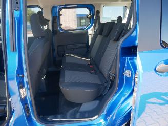 Ford Tourneo Courier  picture 15