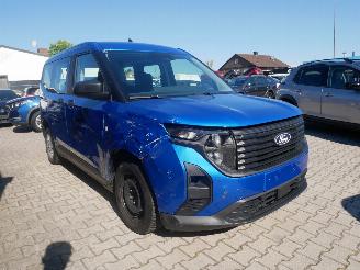 Ford Tourneo Courier  picture 2