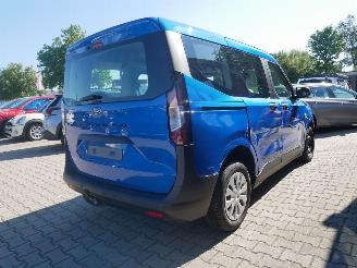 Ford Tourneo Courier  picture 3