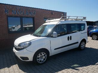 damaged passenger cars Fiat Doblo SX 5 PERSOONS 2021/4