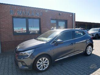 Schadeauto Renault Clio INTENS 2021/4