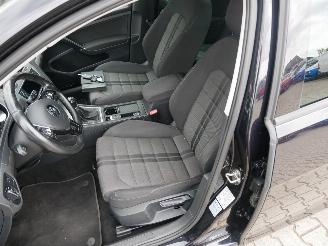Volkswagen Golf 1.6 TDI COMFORTLINE picture 6