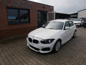 Auto incidentate BMW 1-serie 118i EDITION M-SPORT SHADOW LEER LED 2018/9