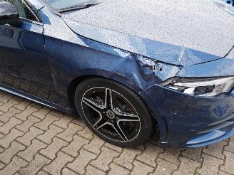 Mercedes A-klasse A 250 AMG PANORAMADAK LED ALCANTARA BURMESTER picture 5