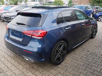 Mercedes A-klasse A 250 AMG PANORAMADAK LED ALCANTARA BURMESTER picture 3