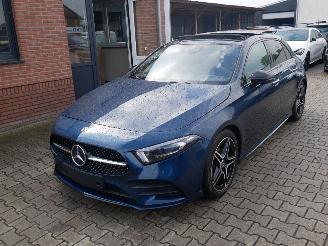 Unfallwagen Mercedes A-klasse A 250 AMG PANORAMADAK LED ALCANTARA BURMESTER 2020/8