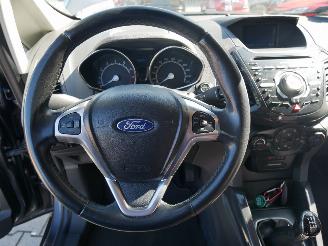 Ford EcoSport TITANIUM MOTORSCHADE picture 8