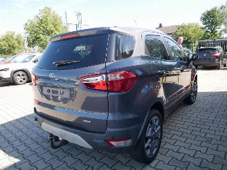 Ford EcoSport TITANIUM MOTORSCHADE picture 3