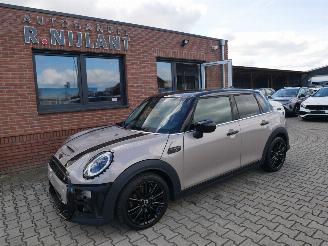 krockskadad bil auto Mini Cooper S LEER LED AUTOMAAT 2023/3