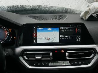 BMW 3-serie 330i TOURING XDRIVE M-SPORT SCHUIFDAK LEER LED picture 12