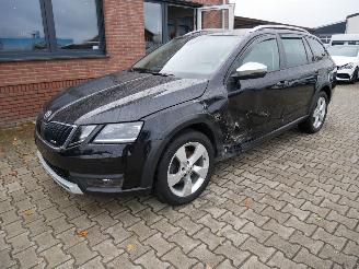 Skoda Octavia scout 4x4 LED DSG picture 2