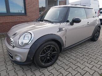 Mini Cooper COOPER D BAKER STREET HALF LEER PANORAMADAK. picture 2