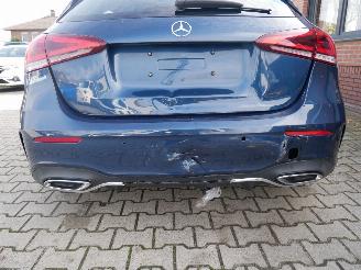 Mercedes A-klasse A 200 D AMG LINE ALCANTARA picture 5
