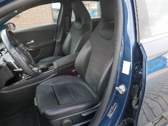 Mercedes A-klasse A 200 D AMG LINE ALCANTARA picture 11