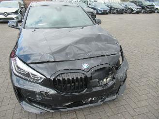 BMW 1-serie 116i M-Sport 18.000km Live-Cockpit  Climatronic  Navi  HalfLeer  Panorama/SchuifDak  Led..... picture 4