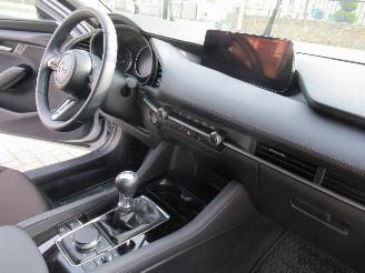 Mazda 3 2.0E-Skyactiv-G mHybrid Airco Navi Camera Led Headup Display CruiseControl Pdc.... picture 11