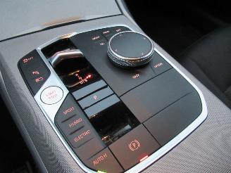 BMW 3-serie 320E Touring Aut.PluginHybrid WideScreen Cockpit Navi CruiseControl Pdc ..... picture 20
