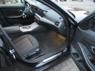 BMW 3-serie 320E Touring Aut.PluginHybrid WideScreen Cockpit Navi CruiseControl Pdc ..... picture 15