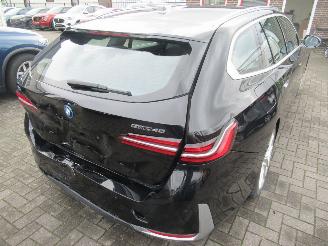 BMW i5 i5 E-Drive40 AUT. Touring  Navi Leer Camera Led StoelVerwarming..... picture 4