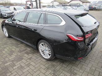 BMW i5 i5 E-Drive40 Touring  Leer Navi Camera Led StoelVerwarming... picture 8