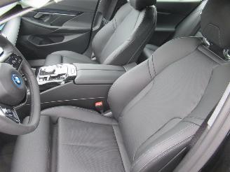 BMW i5 i5 E-Drive40 Touring  Leer Navi Camera Led StoelVerwarming... picture 17