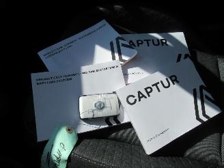 Renault Captur  picture 17