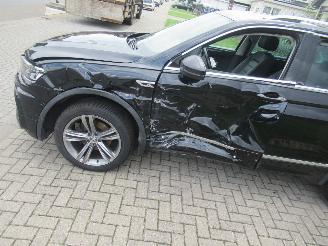 Volkswagen Tiguan 1.5TSI 150pk DSG-Aut. R-LINE Climatronic Leer Navi Panorama-D Camera ..... picture 6