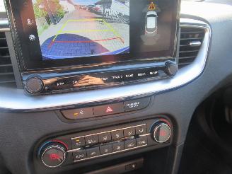 Kia Xceed 1.0T 120Pk 22.000km!! Climatronic Halfleer Navi Camera Keyless-Go ..... picture 20