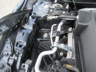 Mazda 3 2.0 e-Skyactiv-X 186pk M-Hybrid Climatronic Leer Navi SchuifDak Bose-Sound Headup-Display StoelVerwarming E.Memory Stoel picture 11