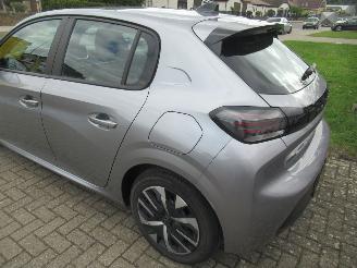 Peugeot 208 1.2 Puretech 23.500km!! Airco Navi CruiseControl ... picture 8