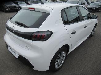 Peugeot 208 1.2 PURETECH 31.700km!! Airco CruiseControl Line-Assist.... picture 3