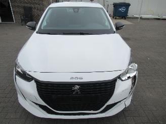 Peugeot 208 1.2 PURETECH 31.700km!! Airco CruiseControl Line-Assist.... picture 6