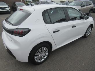 Peugeot 208 1.2 PURETECH 31.700km!! Airco CruiseControl Line-Assist.... picture 4
