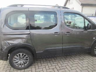 Peugeot Rifter 1.5D 100 ALLURE 5-Zits Airco Navi CruiseControl Pdc.... picture 10