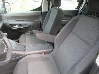 Peugeot Rifter 1.5D 100 ALLURE 5-Zits Airco Navi CruiseControl Pdc.... picture 18