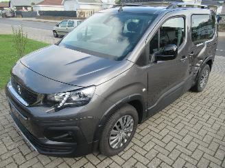Peugeot Rifter 1.5D 100 ALLURE 5-Zits Airco Navi CruiseControl Pdc.... picture 2