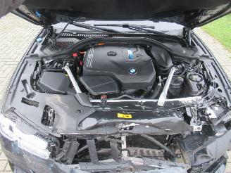 BMW 5-serie 530e Touring Aut. M-Sport  Shadow  Leer Navi Camera Panorama-D Head-Up SchuifDak E.Stoelen LuchtVering..... picture 12