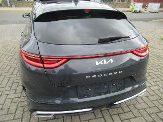 Kia Proceed ProCeed 1.0T-GDI120pk 15.840KM!! GT-LINE Leer  Navi  Camera  Panorama-D  JBL-Sound  Keyless-Go  Stoel/Stuur-Verwarming  SchuifDak... picture 8