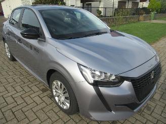 Peugeot 208 1.2 Puretech  34.200km!! Start&Stop Airco CruiseControl...... picture 3